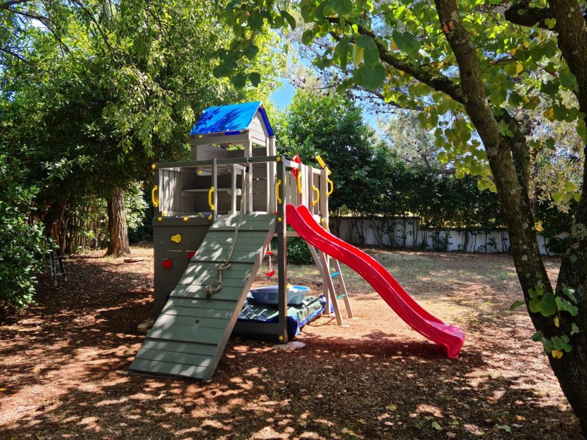Villa Rosa With Yard And Children'S Playground Tar-Vabriga 外观 照片